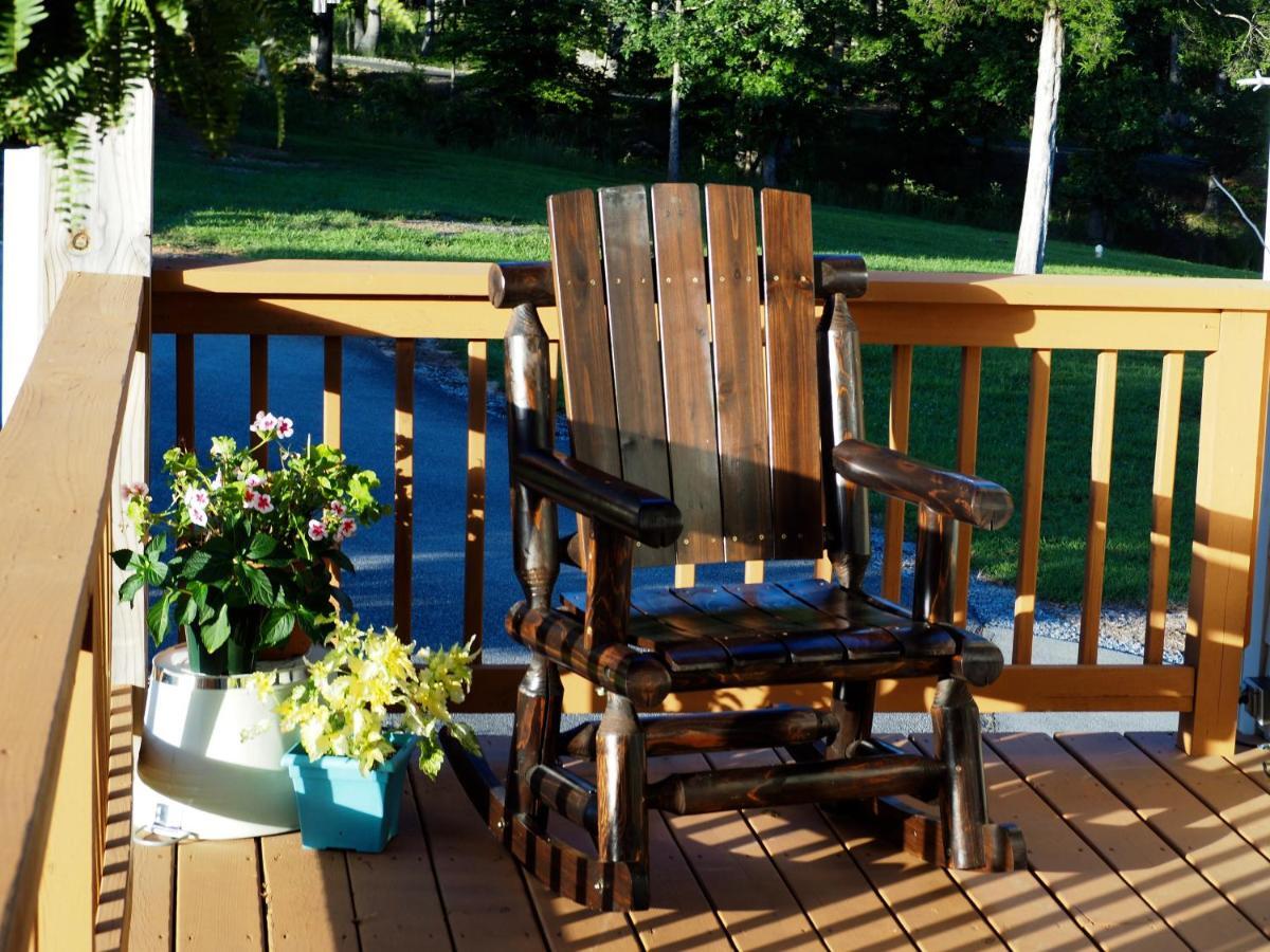Bedford Landings Bed & Breakfast Moneta Экстерьер фото